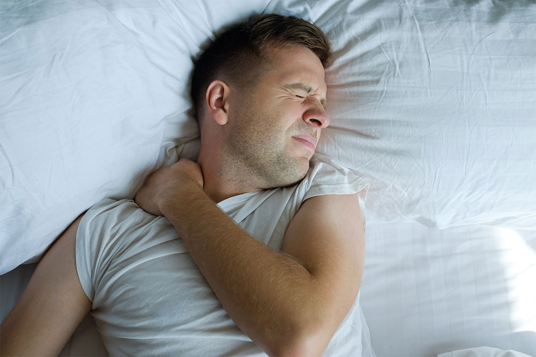 How I Tested 4 Sleep Positions for Back Pain
